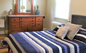 Master Bedroom-Private Bath, Washington Dc